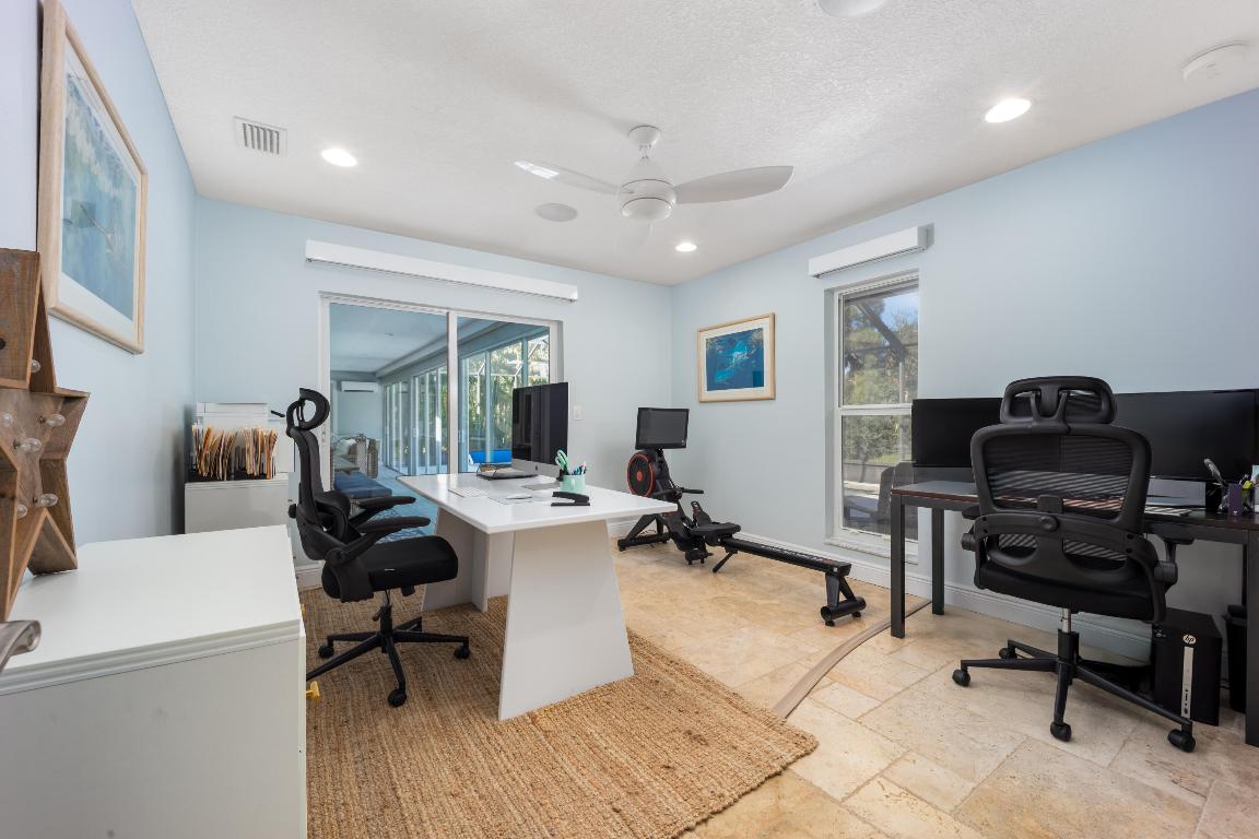 YACHT & COUNTRY CLUB OF STUART - Residential