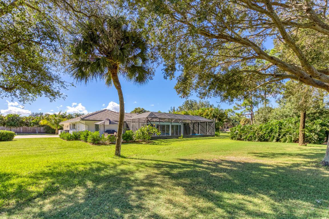 YACHT & COUNTRY CLUB OF STUART - Residential