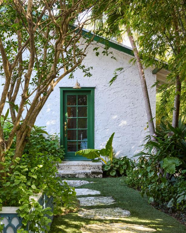 CARLBERG COURT - Residential