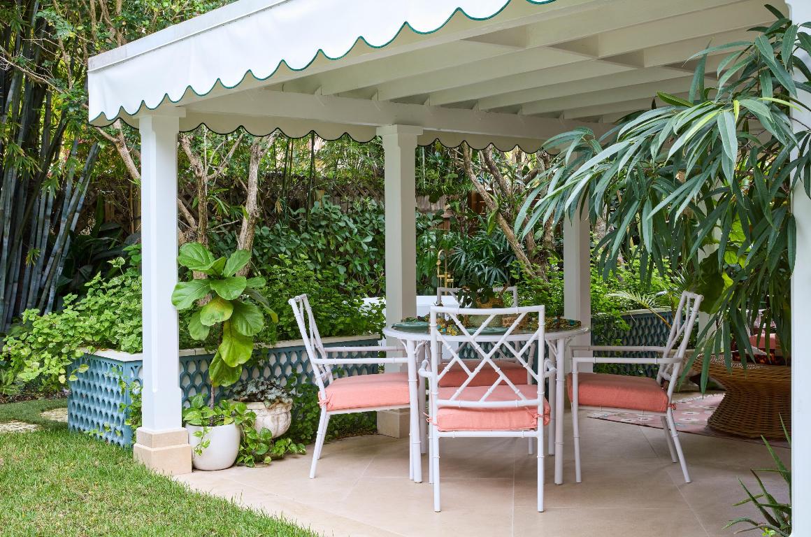 CARLBERG COURT - Residential