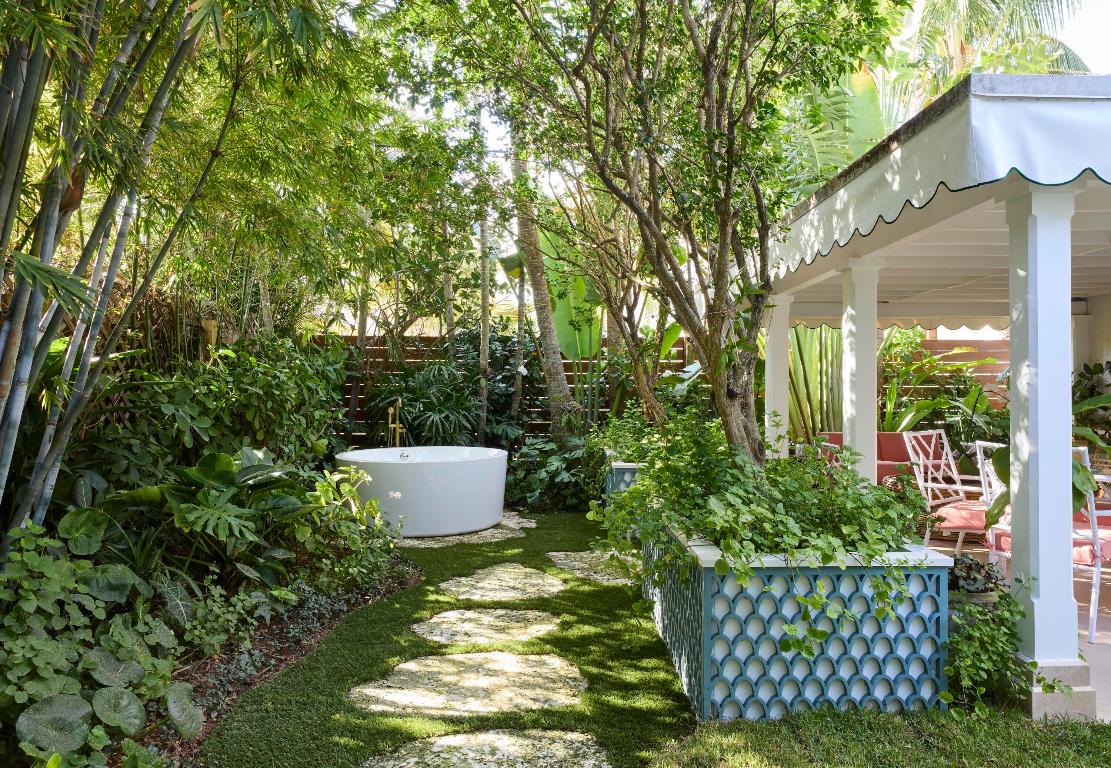 CARLBERG COURT - Residential