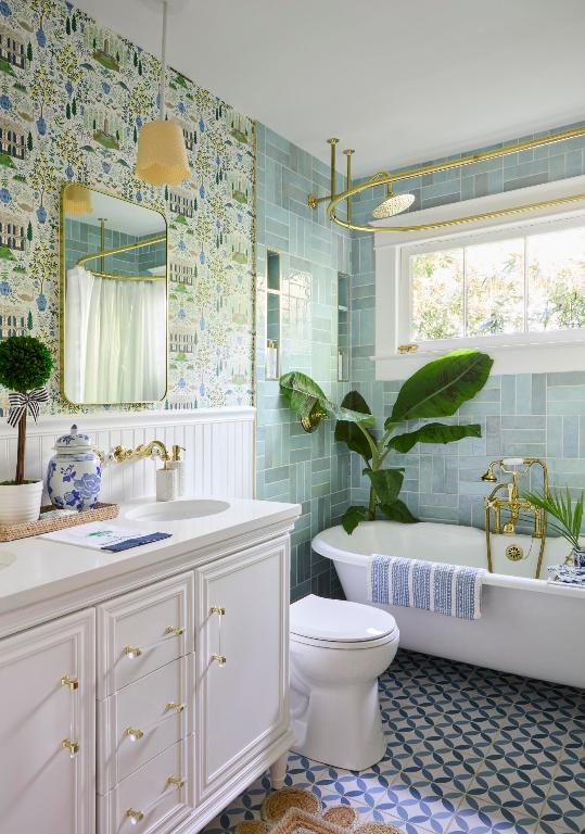 CARLBERG COURT - Residential