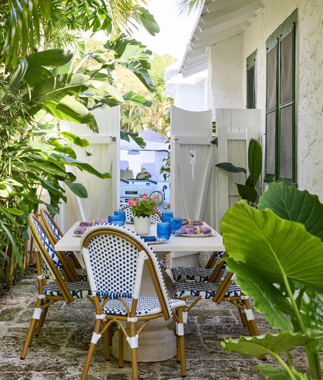 CARLBERG COURT - Residential