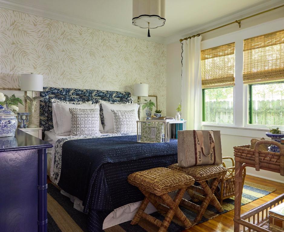 CARLBERG COURT - Residential