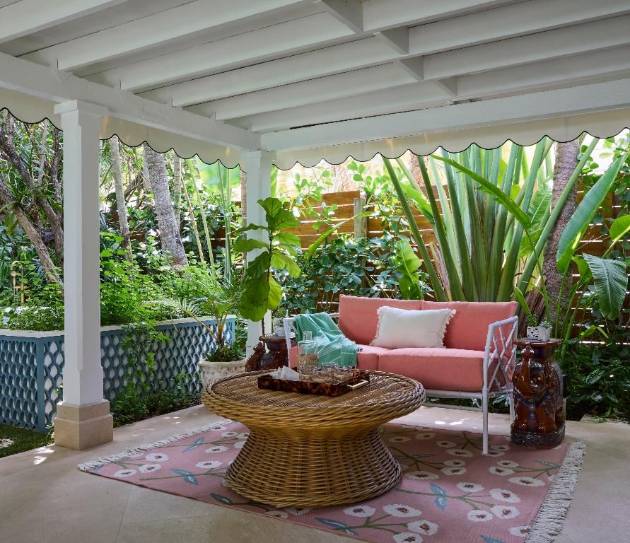 CARLBERG COURT - Residential