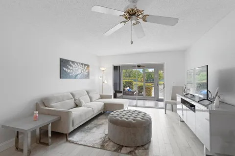8753 Bella Vista Drive Unit 33, Boca Raton, FL 33433 - MLS#: R11087939