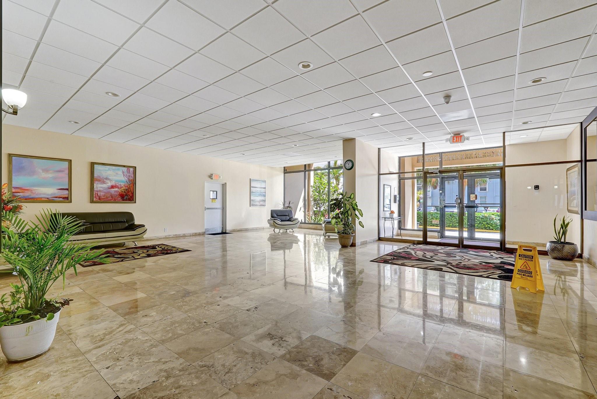 GOLDEN HORN CONDO - Residential