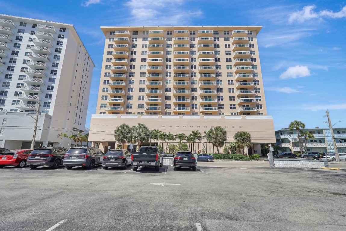 GOLDEN HORN CONDO - Residential