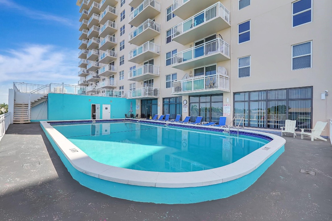 GOLDEN HORN CONDO - Residential