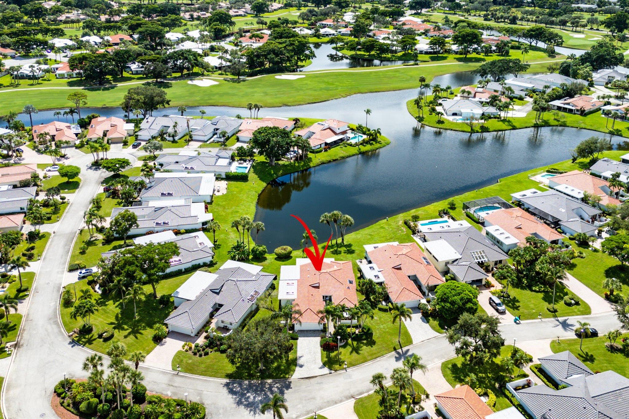 WOODS AT HUNTERS RUN COND - Residential