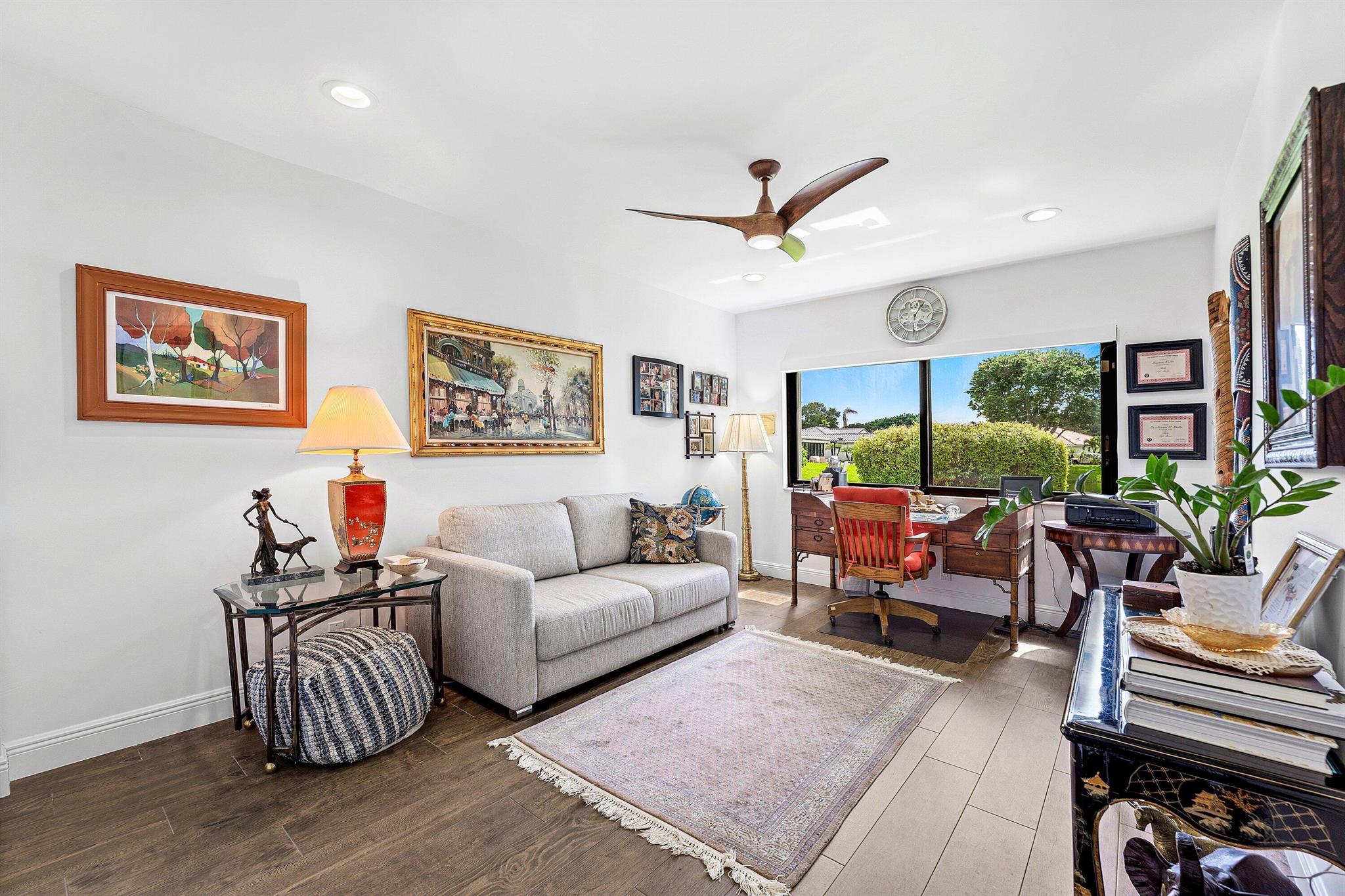 WOODS AT HUNTERS RUN COND - Residential