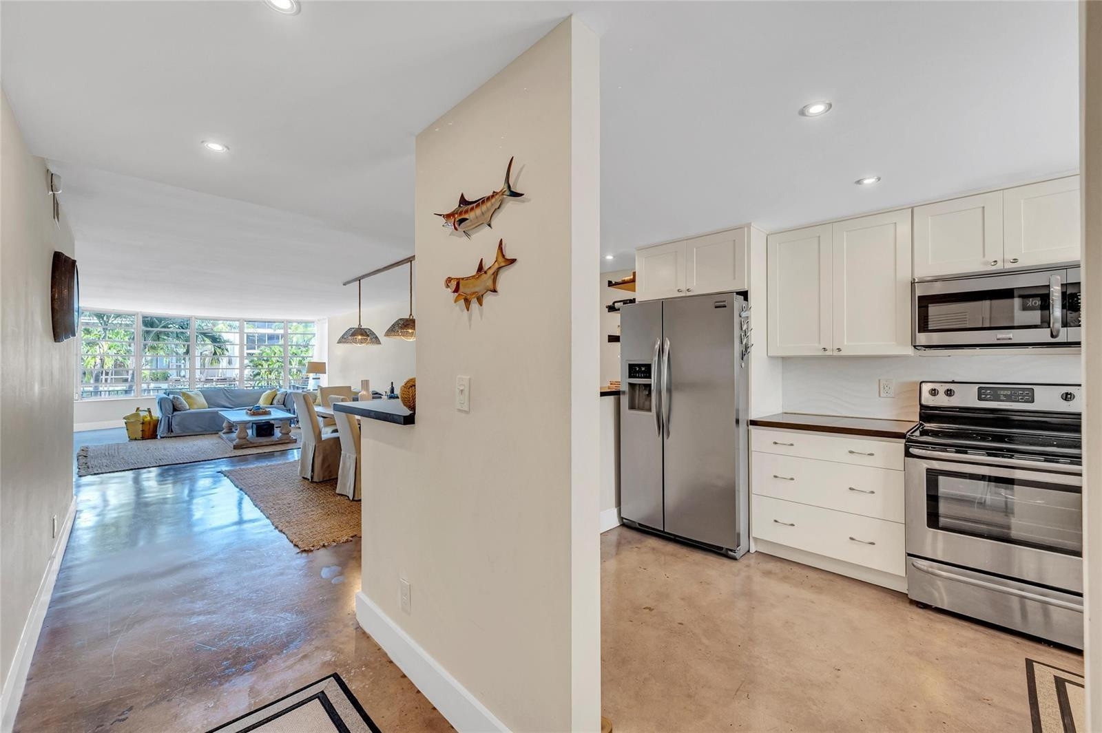 Ridgeview Towers Condo - Residential Lease