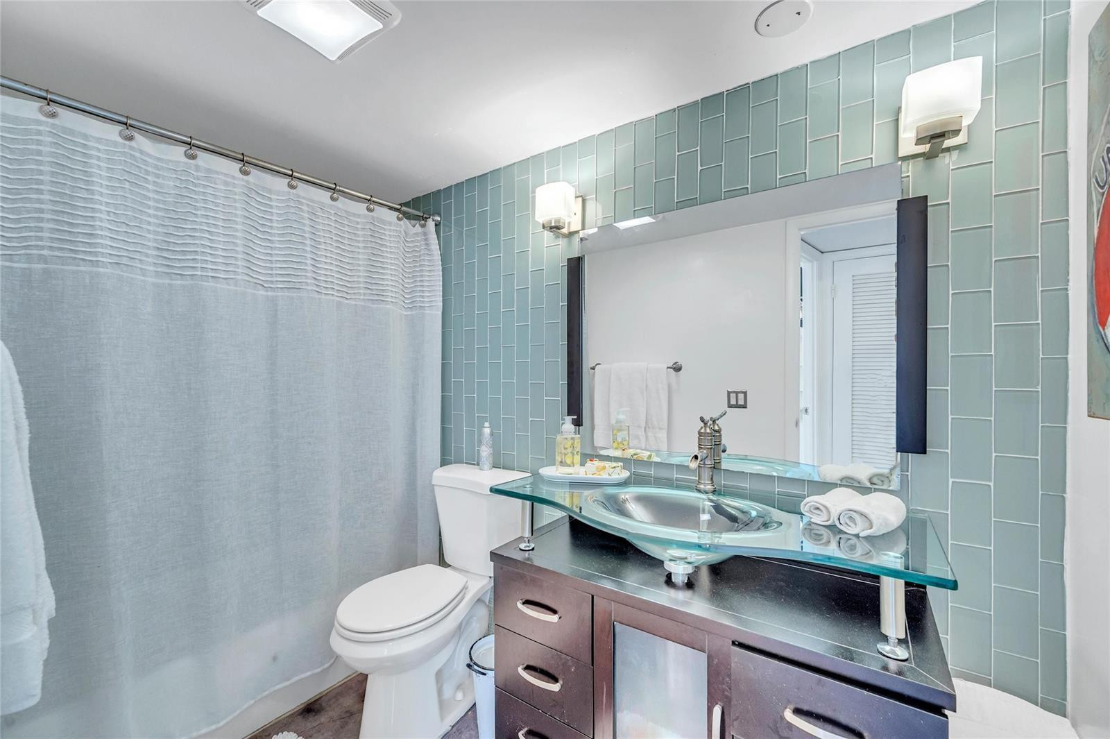 Ridgeview Towers Condo - Residential Lease