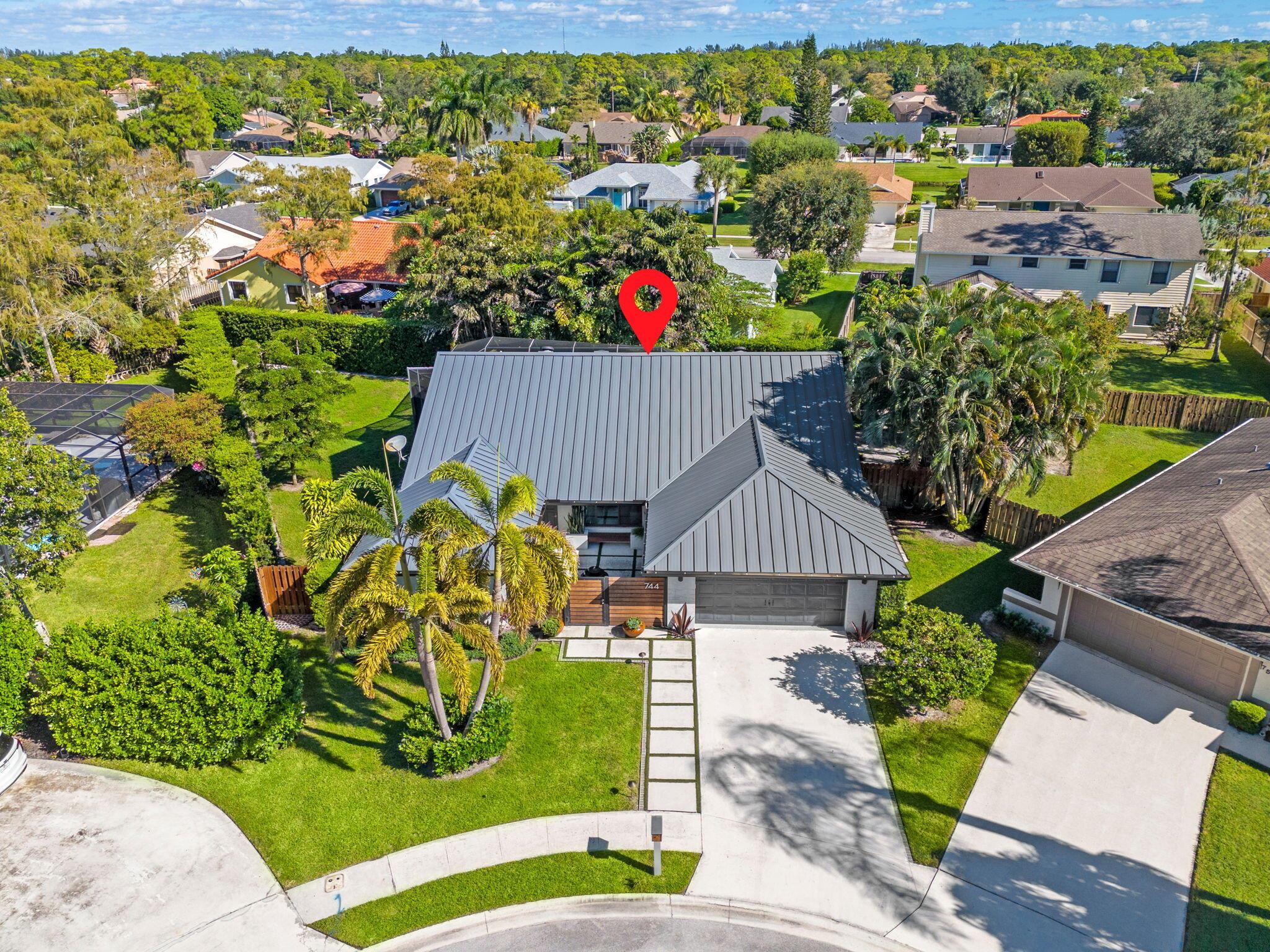 SUGAR POND MANOR OF WELLI - Residential Lease