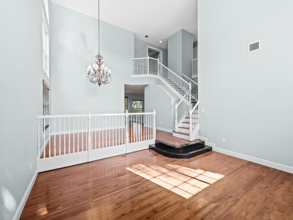 10774 Sunset Ridge Circle