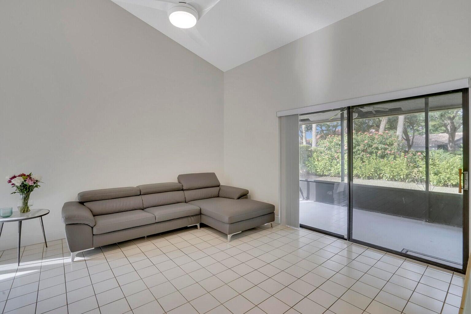 WINSTON PARK - Residential
