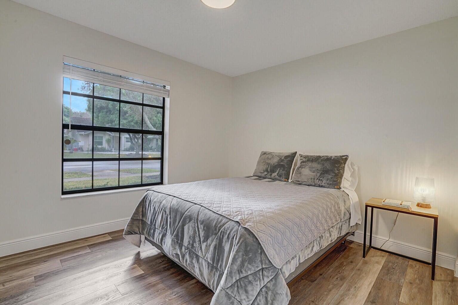WINSTON PARK - Residential