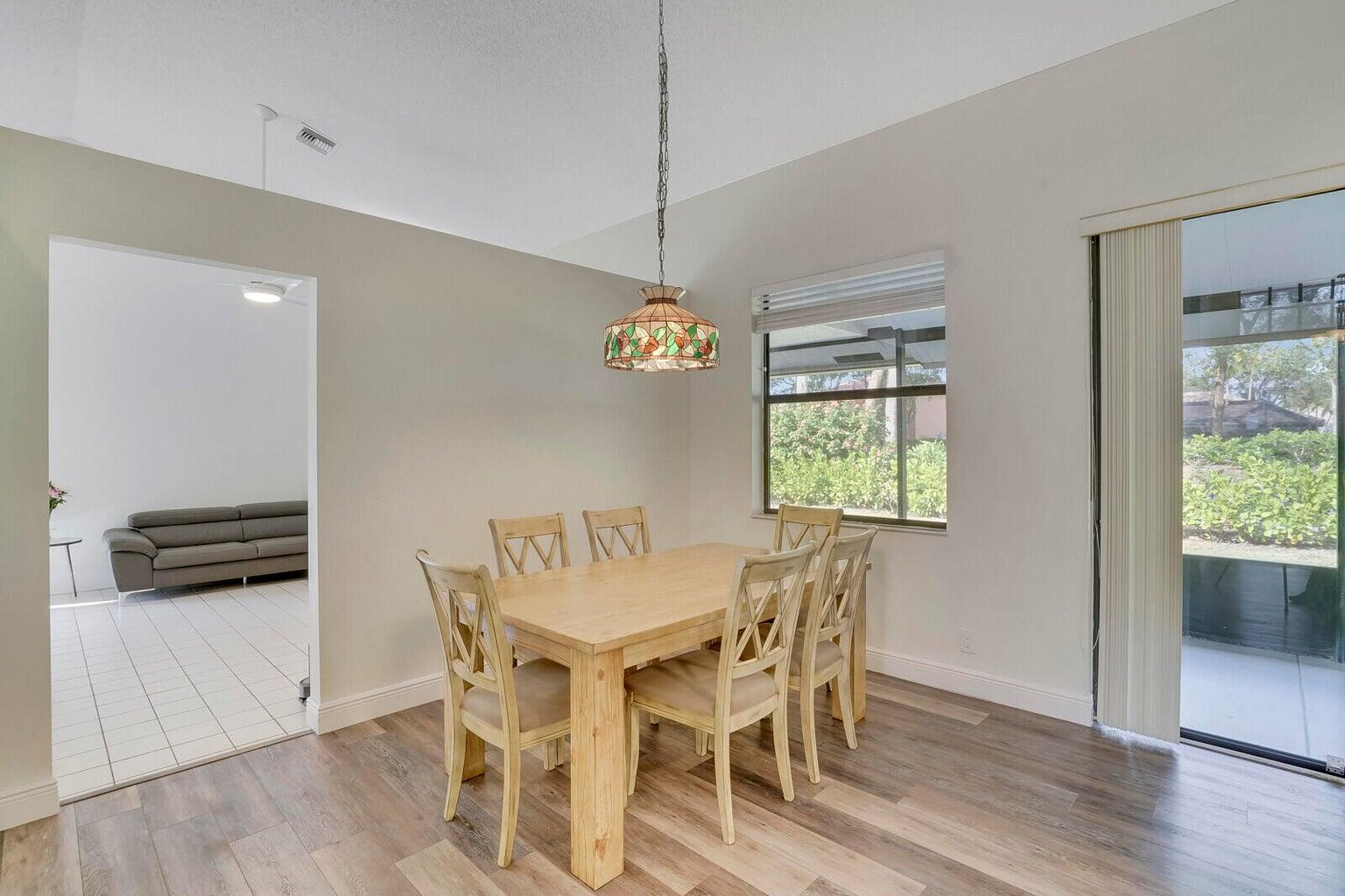WINSTON PARK - Residential