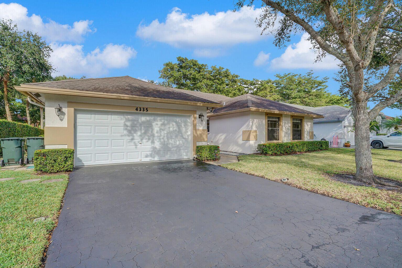 WINSTON PARK - Residential
