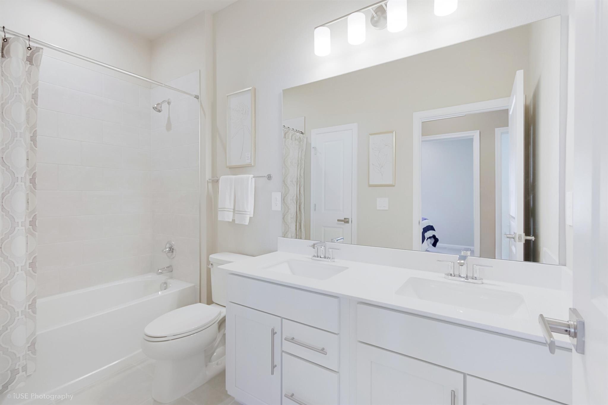 SPIRIT OF SEBASTIAN - Residential Lease