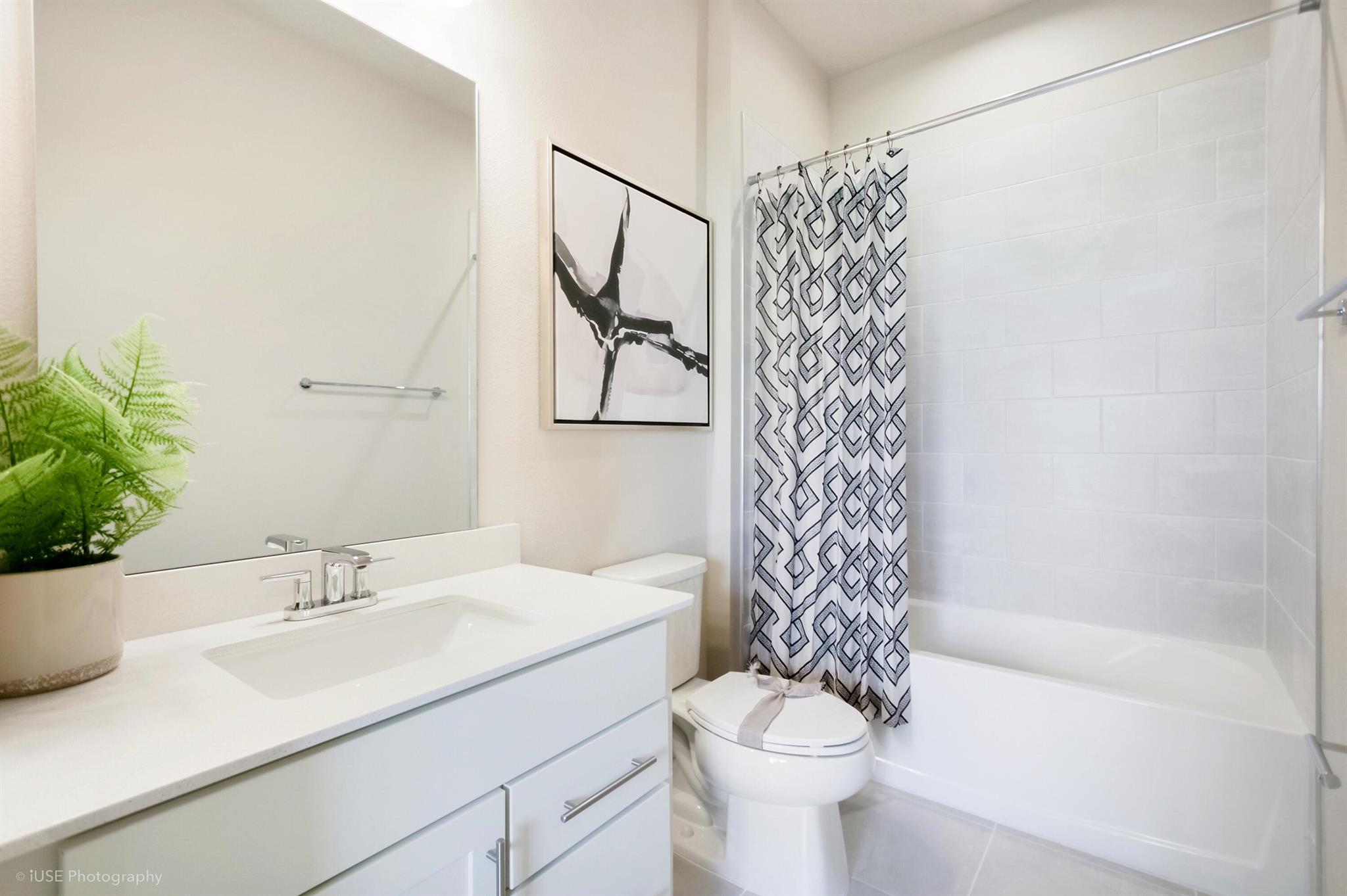 SPIRIT OF SEBASTIAN - Residential Lease