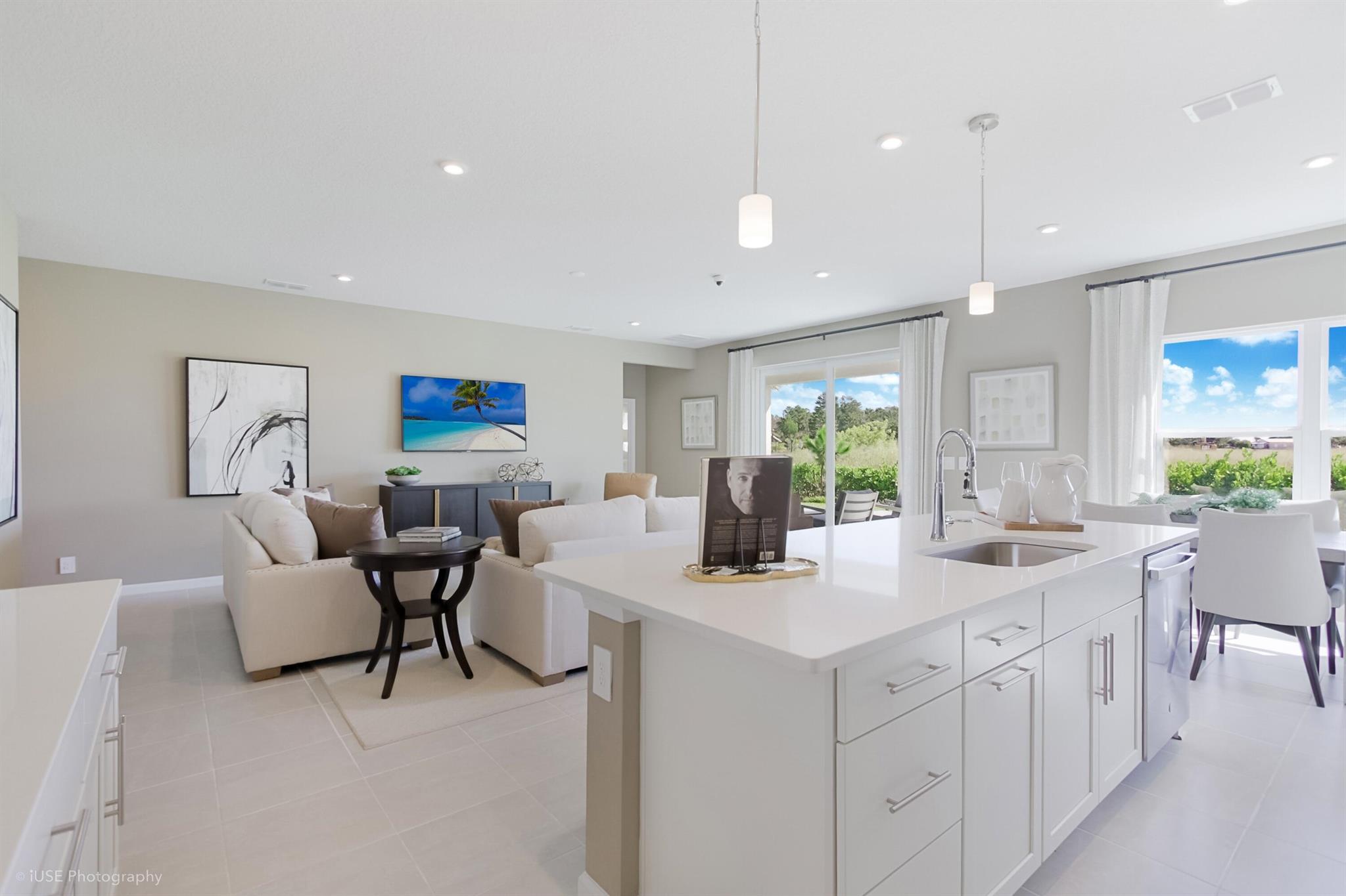 SPIRIT OF SEBASTIAN - Residential Lease