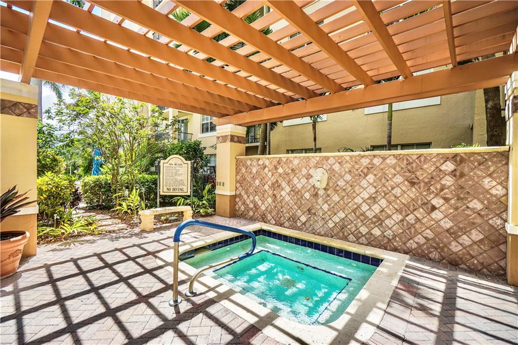 FLAGLER POINTE CONDO - Residential