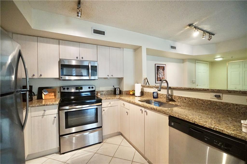 FLAGLER POINTE CONDO - Residential
