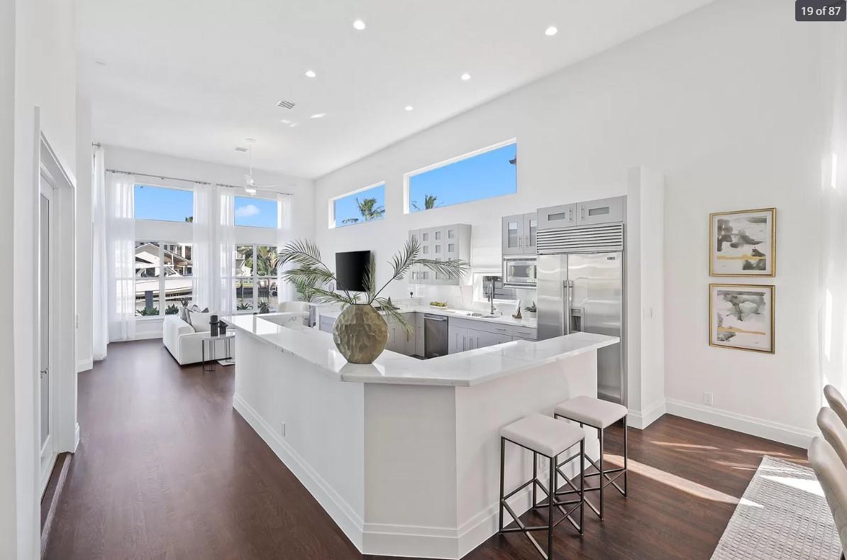 LAS OLAS ISLES - Residential