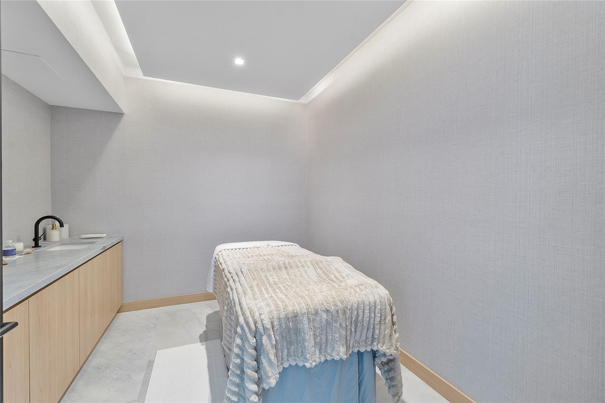 SOLEMAR Beachfront Condo - Residential