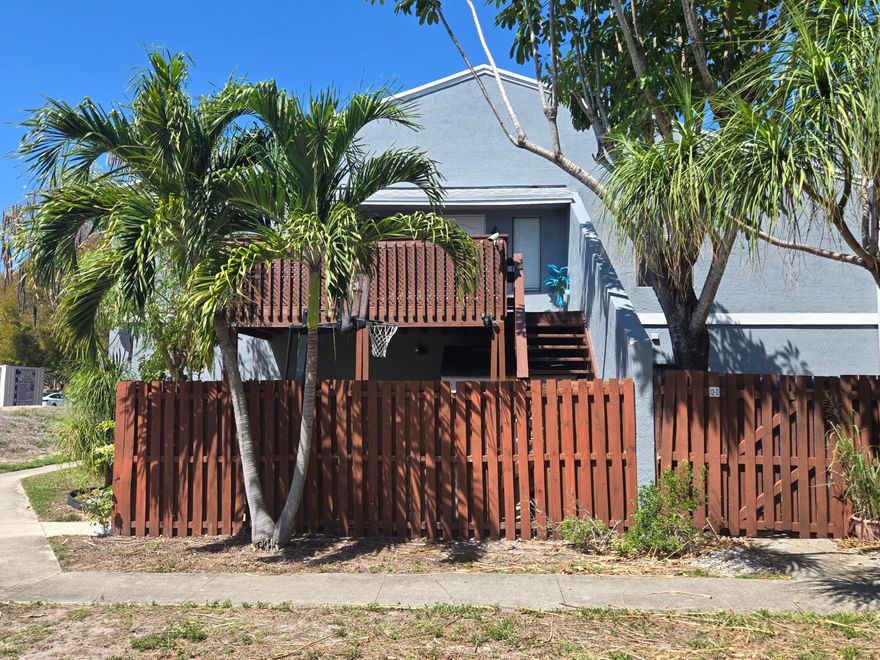 In the heart of Boynton Beach, a fully renovated 2-bed, 2-bath condo.  Fresh modern kitchen with white shaker cabinetry,  granite countertops and stainless steel appliances. Both bathrooms have been updated with new vanities & fixtures. Large private balcony upstairs and a patio below, ideal for outdoor living & pets. The community includes a pool, tennis courts & scenic lake views. 2 cats & 1 dog under 30 lbs (breed restrictions), 650 Credit score req'd by HOA. HOA fee is $471mo plus special assessment of $165mo thru Aug 2030 (total $636mo).