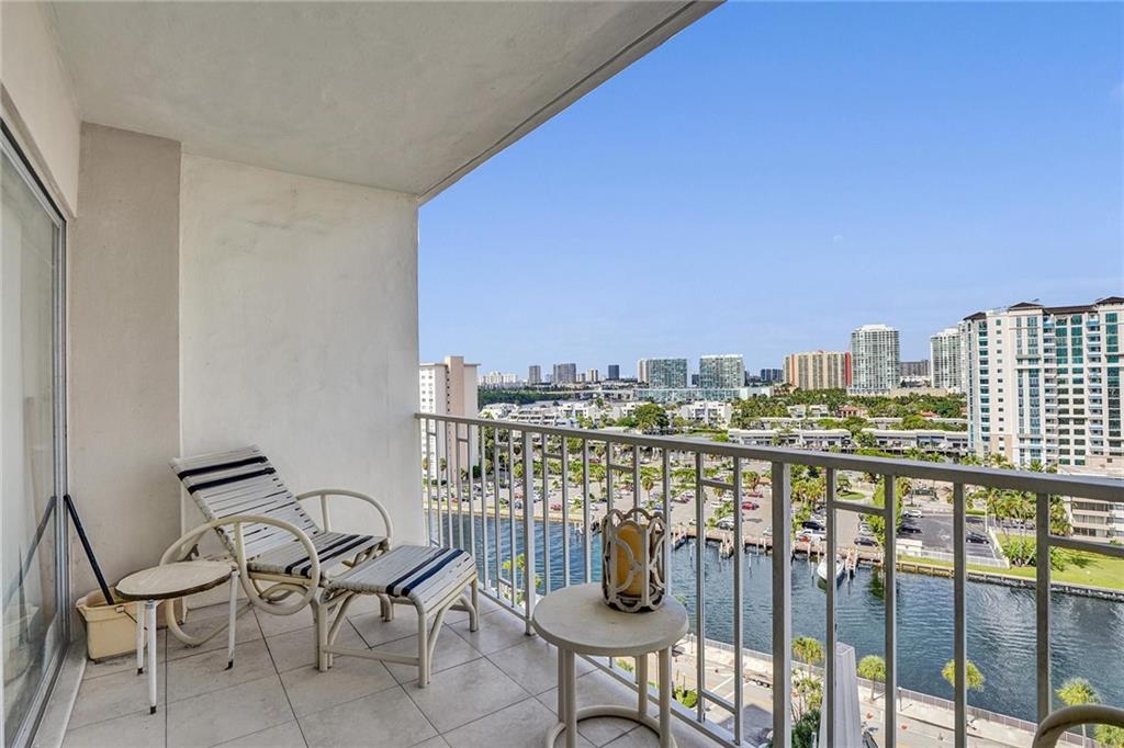 ARLEN HOUSE - Residential