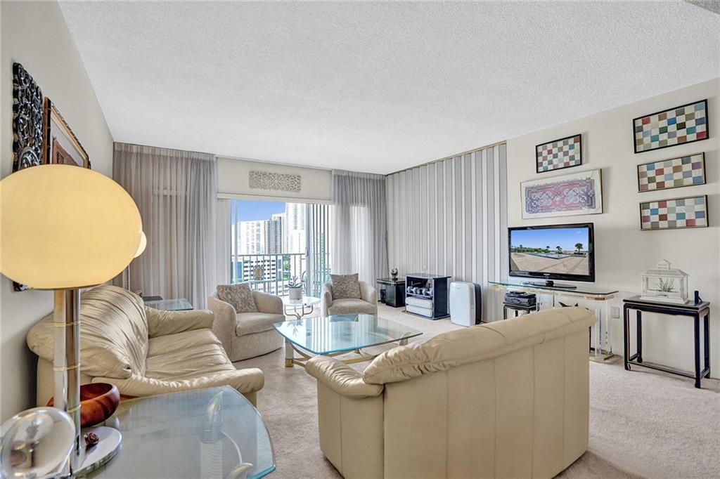 ARLEN HOUSE - Residential