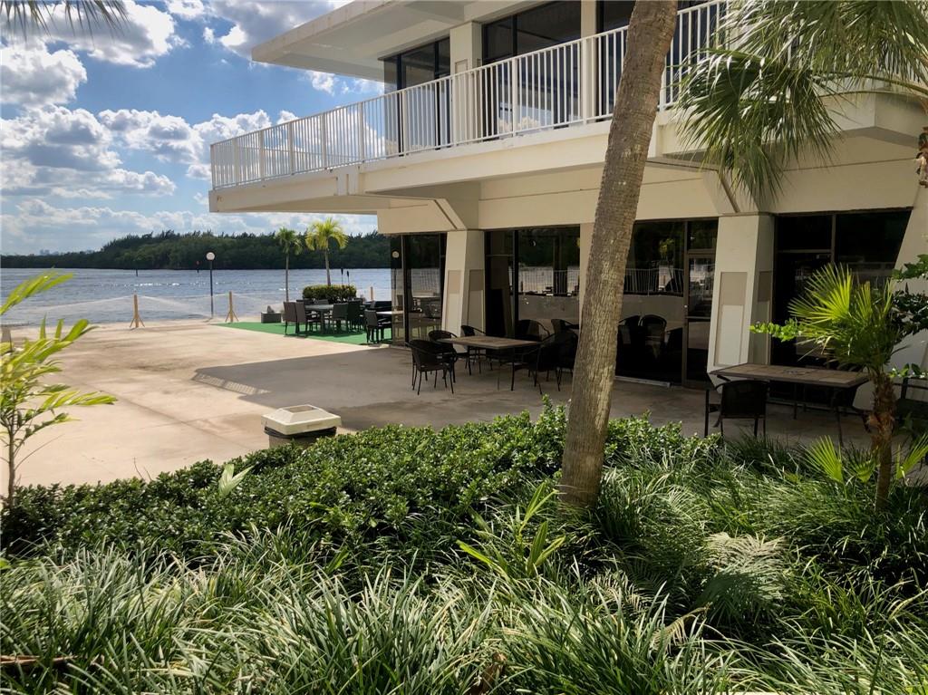 ARLEN HOUSE - Residential