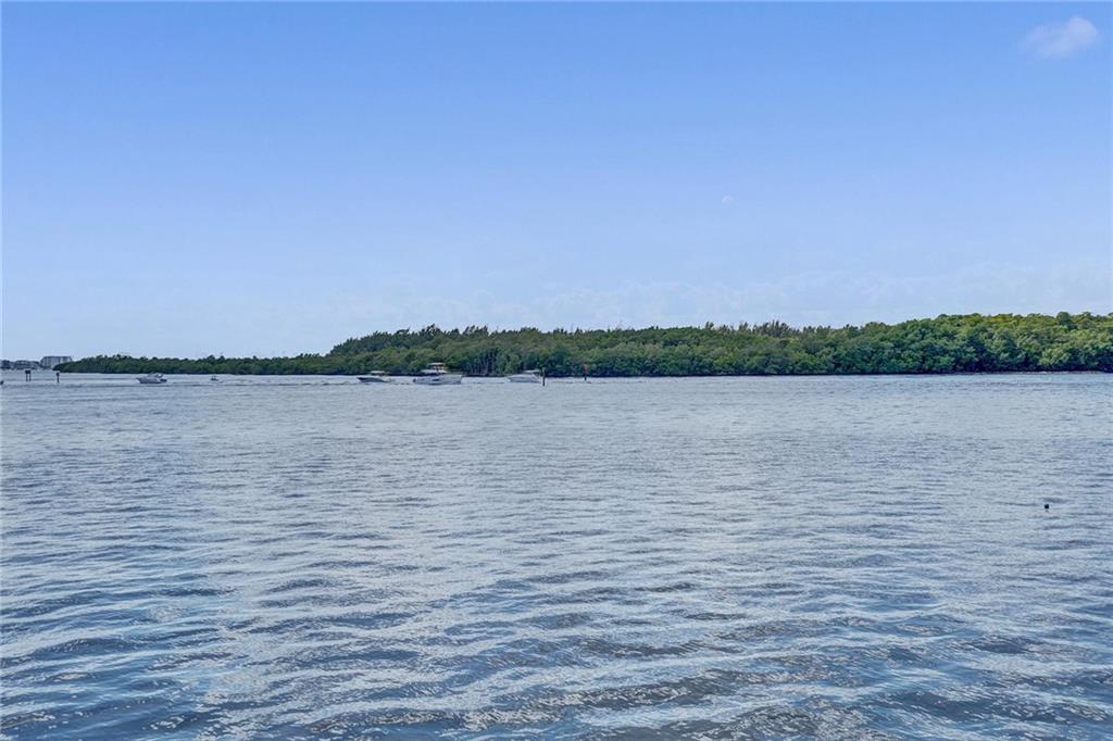 ARLEN HOUSE - Residential