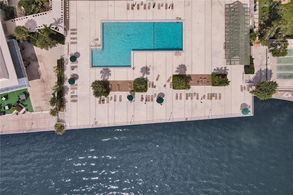 ARLEN HOUSE - Residential