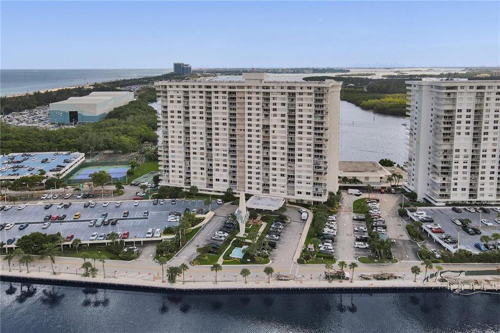 ARLEN HOUSE - Residential