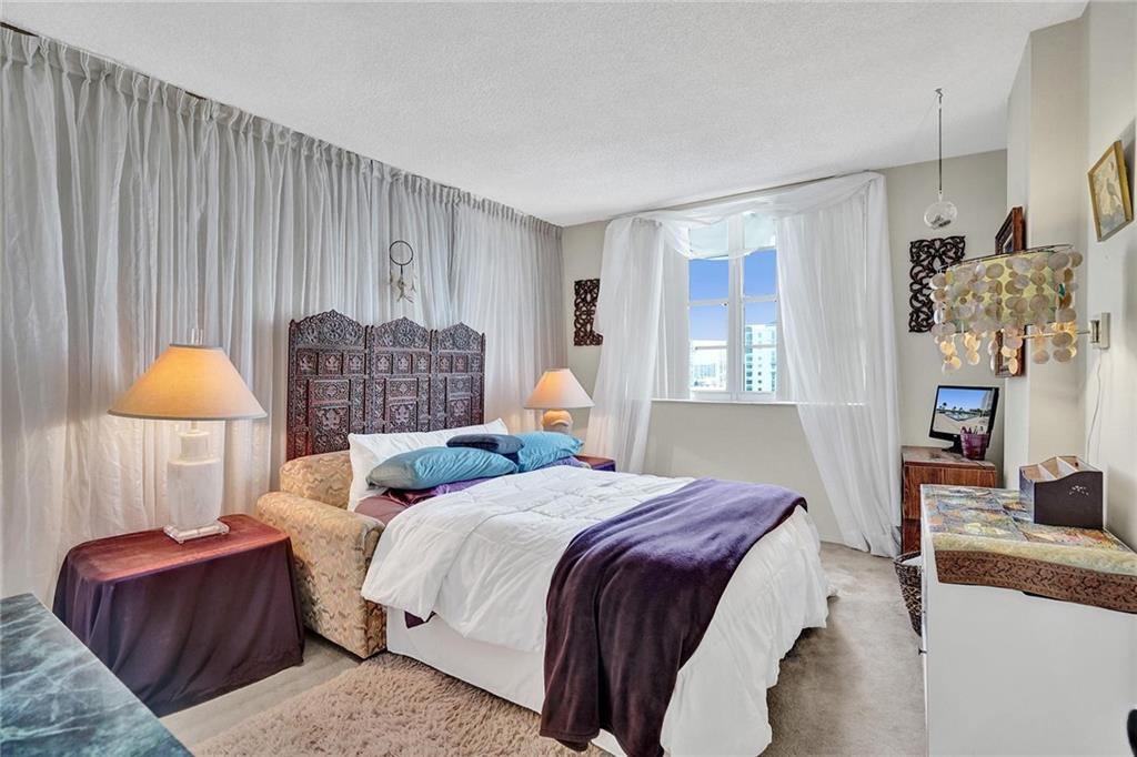 ARLEN HOUSE - Residential