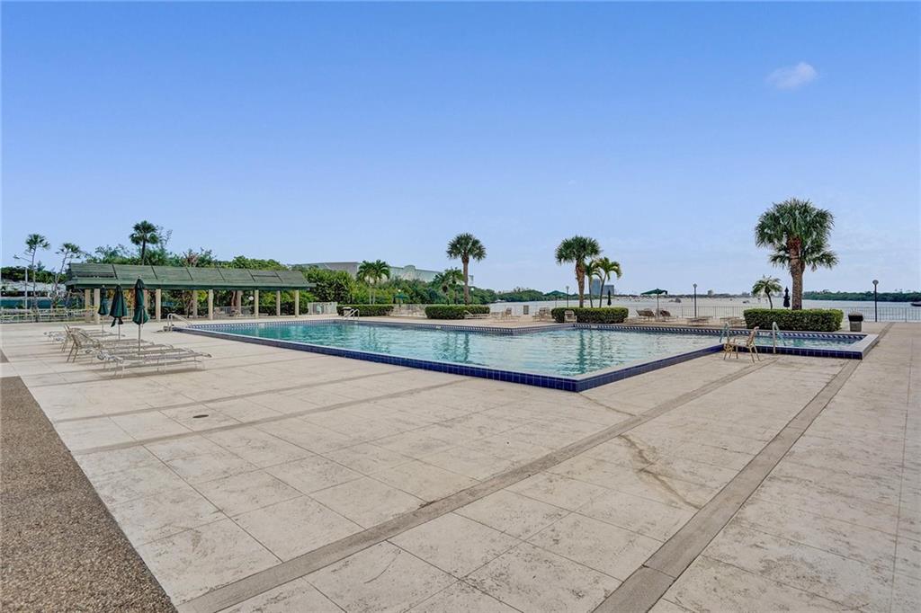 ARLEN HOUSE - Residential