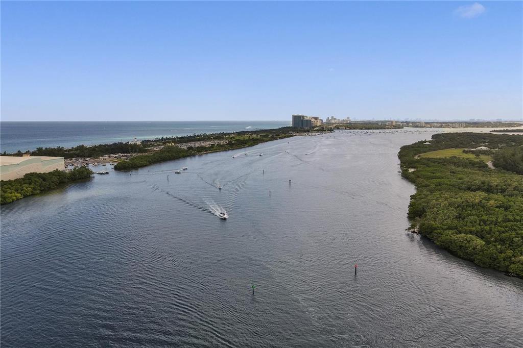 ARLEN HOUSE - Residential