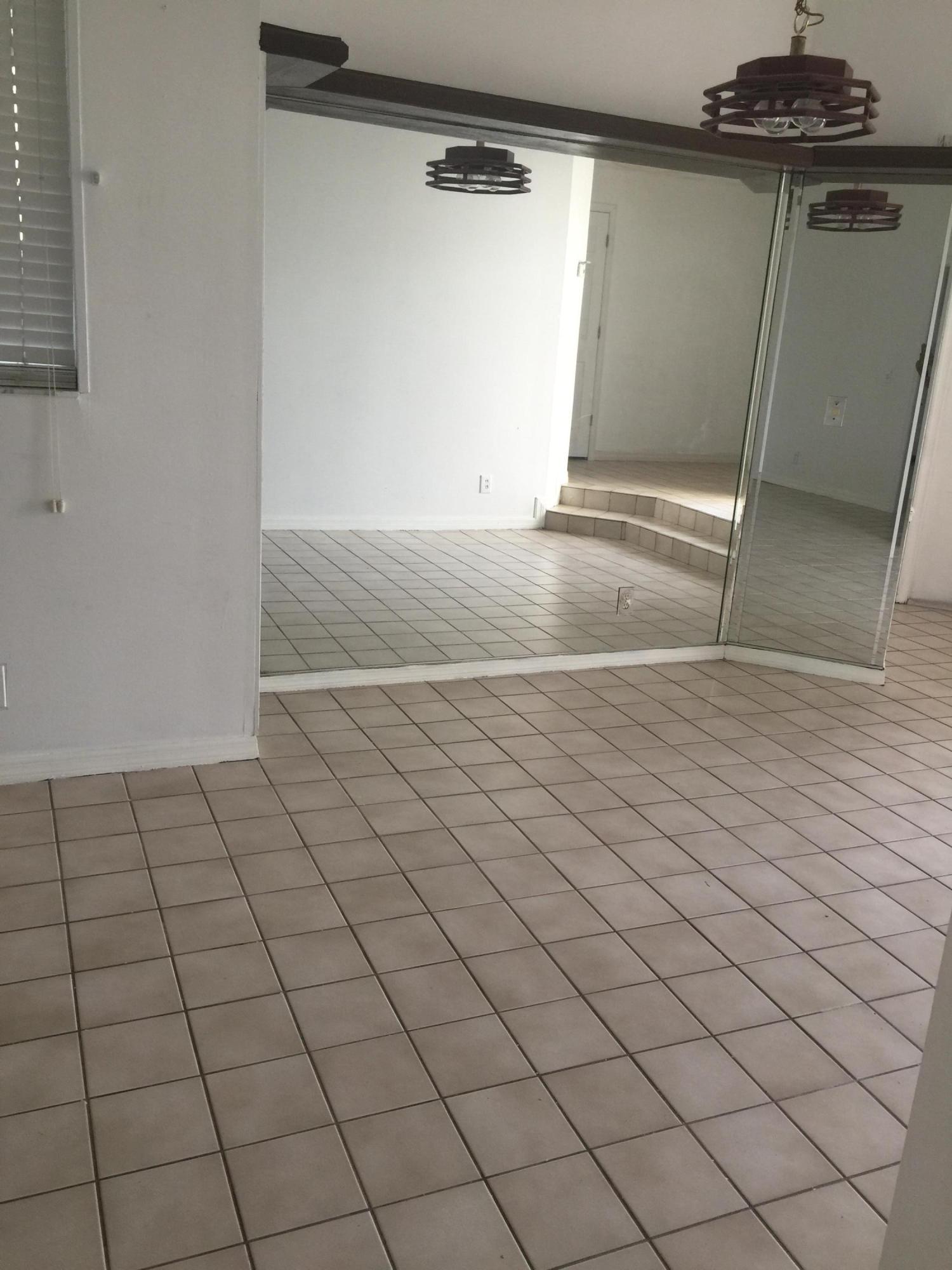 STRAWBERRY LAKES 3 - Residential Lease