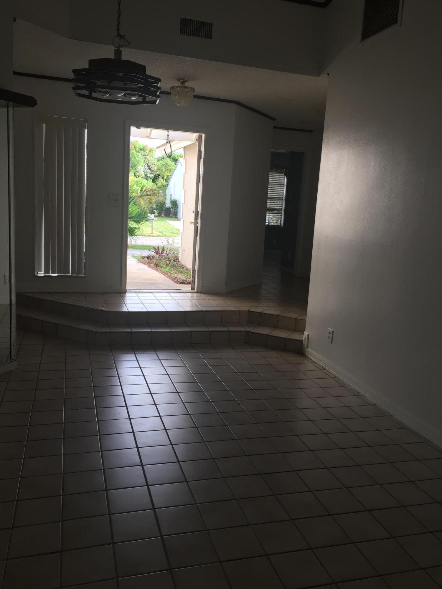 STRAWBERRY LAKES 3 - Residential Lease