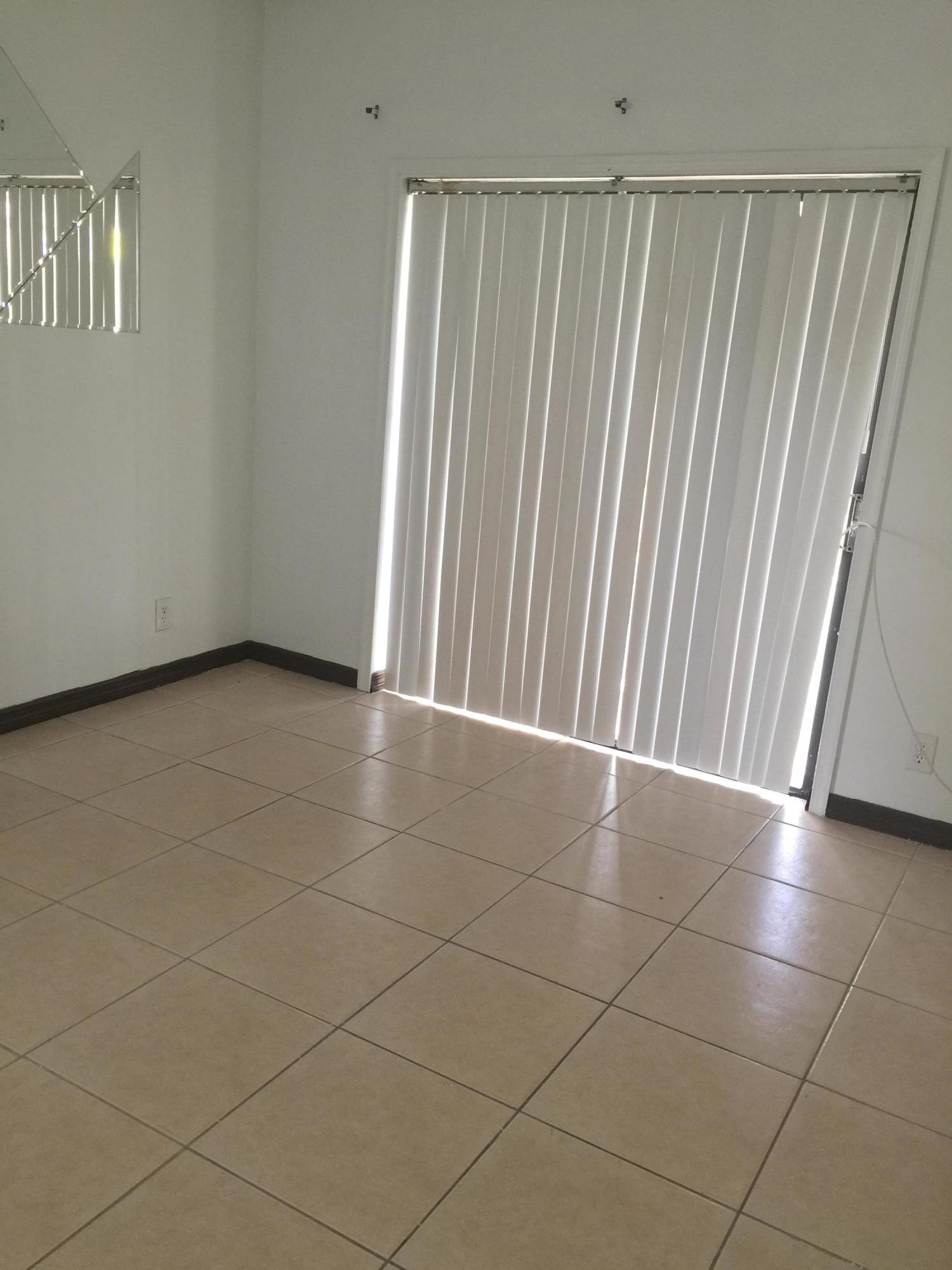 STRAWBERRY LAKES 3 - Residential Lease