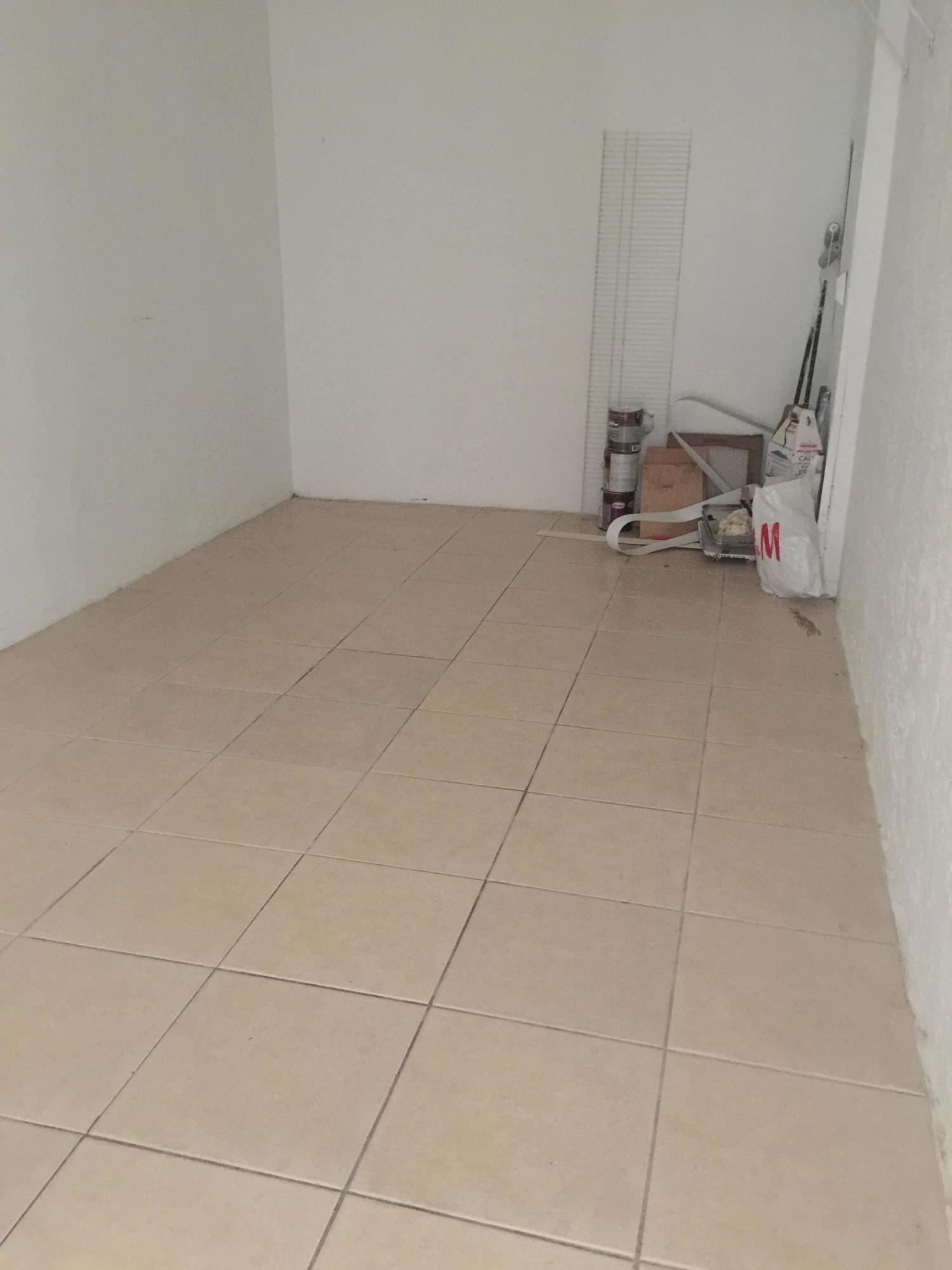 STRAWBERRY LAKES 3 - Residential Lease