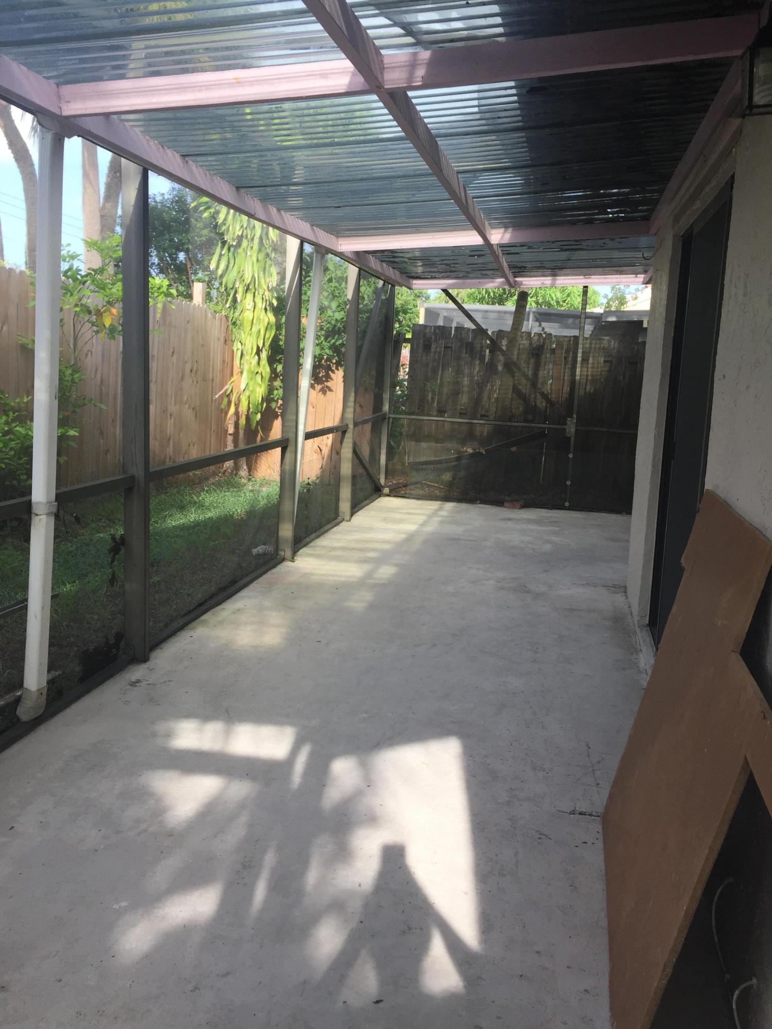 STRAWBERRY LAKES 3 - Residential Lease