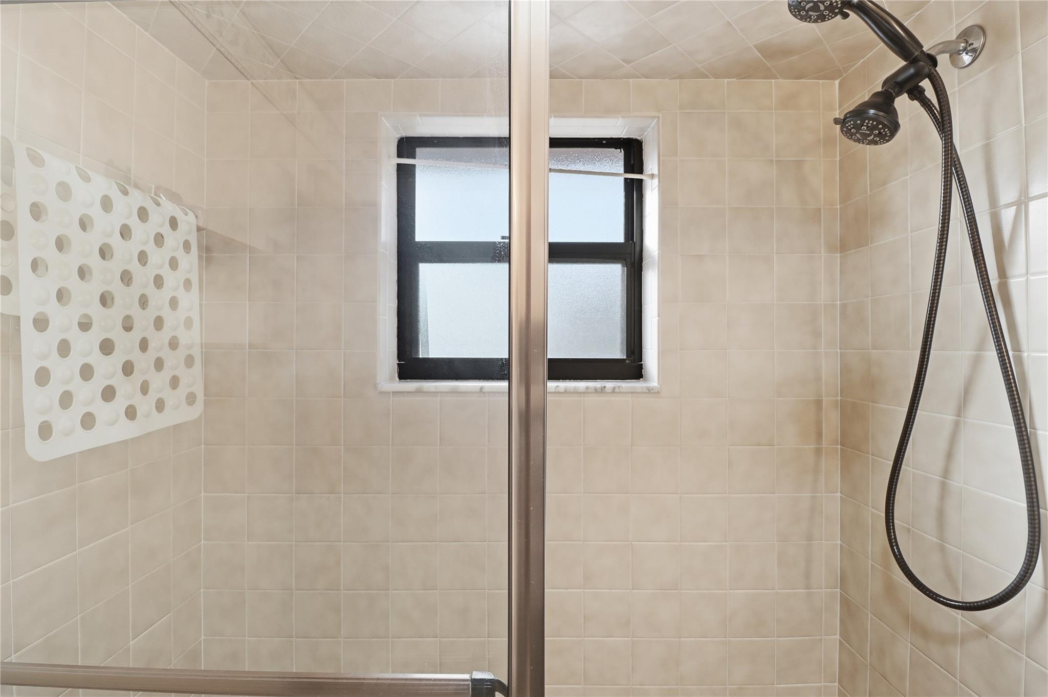 Deerwood - Residential