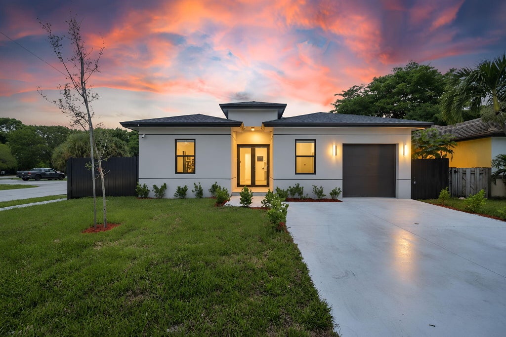 Photo of 2791 NW 11th Court, Fort Lauderdale, FL 33311 (MLS # B26081506)