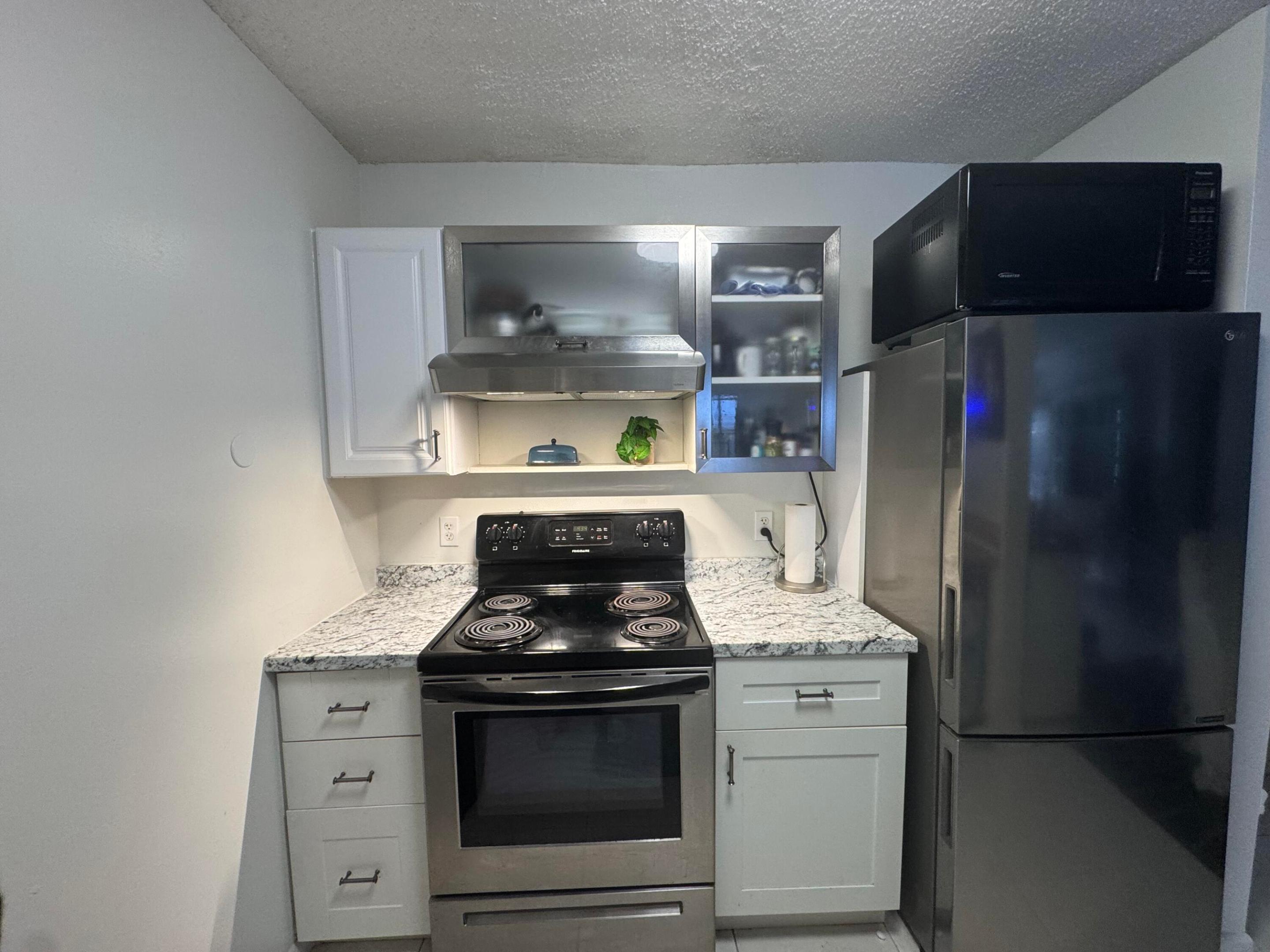 SANDALWOOD OF VERO - Residential