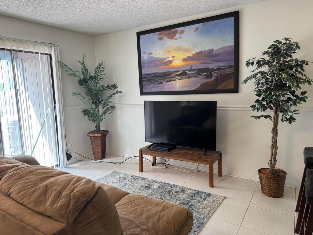 Photo of 1443 39th Avenue #2, Vero Beach, FL 32960 (MLS # R11163751)