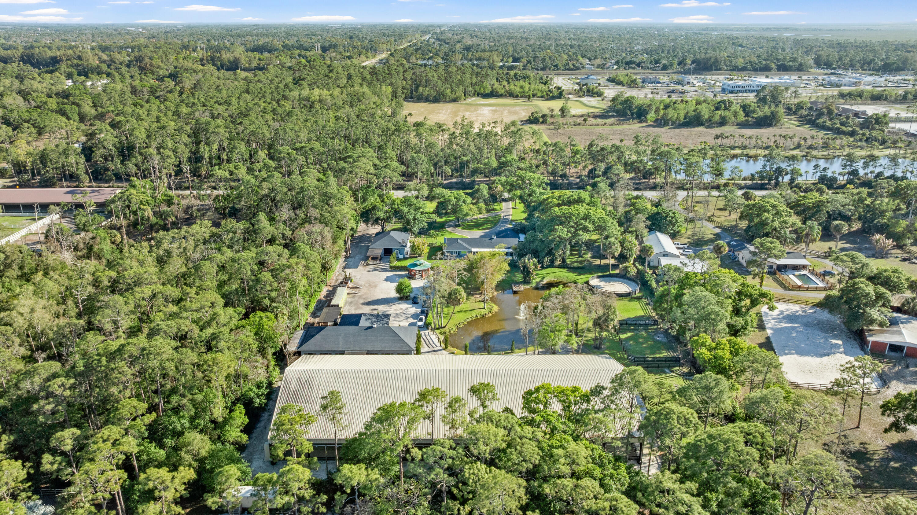 LOXAHATCHEE GROVES - Residential Lease